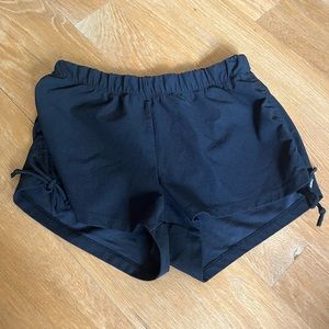 Five dancewear shorts!